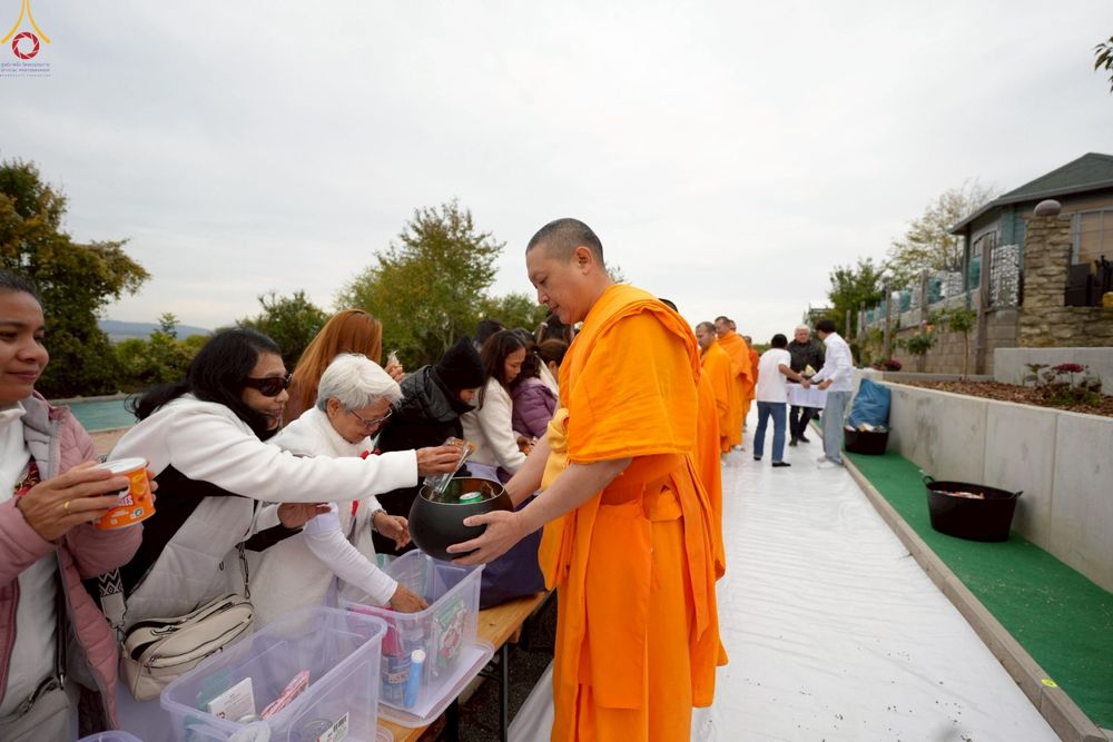 ภาพ No.262026:วันที่ 19 ตุลาคม พ.ศ. 2568 พิธีทอดกฐินวัดพระธรรมกายไรน์แลนด์ ประเทศเยอรมัน 