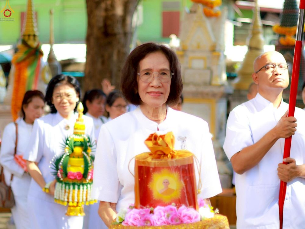 ภาพ No.261108:วันที่ 19 ตุลาคม พ.ศ. 2568 พิธีทอดกฐินสามัคคีทั่วไทย 30,000 วัด โดยคณะศิษยานุศิษย์ บูชาธรรม 81 ปี หลวงพ่อธัมมชโย ณ วัดเรืองยศสุทธาราม เขตบางคอแหลม กรุงเทพฯ