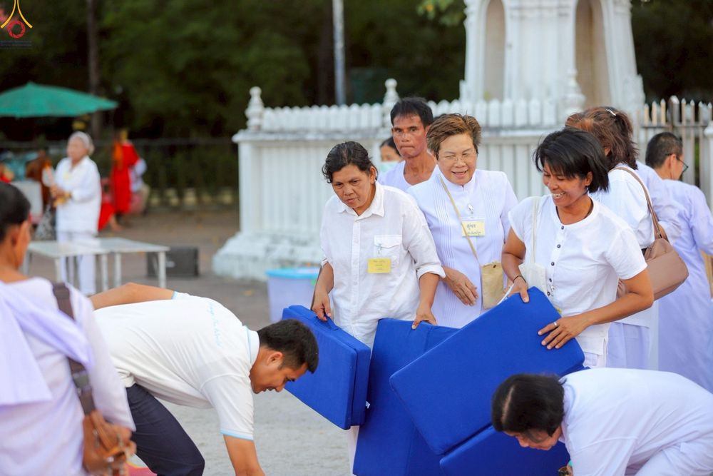 ภาพ No.247910:วันที่ 26-27 กันยายน พ.ศ. 2568 โครงการอบรม อุบาสกแก้ว อุบาสิกาแก้ว รุ่นที่ 3 ณ วัดพระมหาธาตุวรมหาวิหาร , พุทธภูมิ สวนสมเด็จพระศรีนครินทร์ 48 (ทุ่งท่าลาด) และ ธุดงคสถานนครธรรม จ.นครศรีธรรมราช