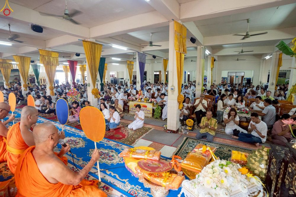 ภาพ No.276762:วันที่ 5 พฤศจิกายน พ.ศ. 2568 พิธีทอดกฐินสามัคคีทั่วไทย ณ วัดบางเพรียง อ.บางบ่อ จ.สมุทรปราการ โดยคณะศิษยานุศิษย์ บูชาธรรม 81 ปี หลวงพ่อธัมมชโย