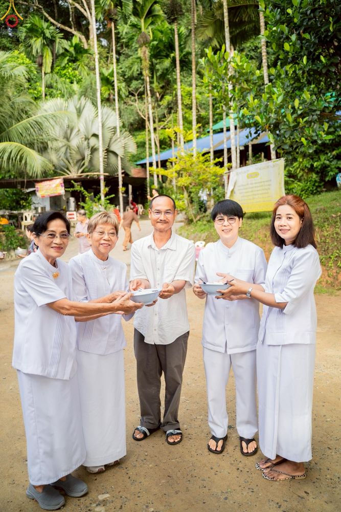 ภาพ No.254311:วันที่ 12 ตุลาคม พ.ศ. 2568 พิธีทอดกฐินสามัคคีทั่วไทย 30,000 วัด โดยคณะศิษยานุศิษย์ บูชาธรรม 81 ปี หลวงพ่อธัมมชโย ณ วัดป่าบางขนุน อ.ถลาง จ.ภูเก็ต