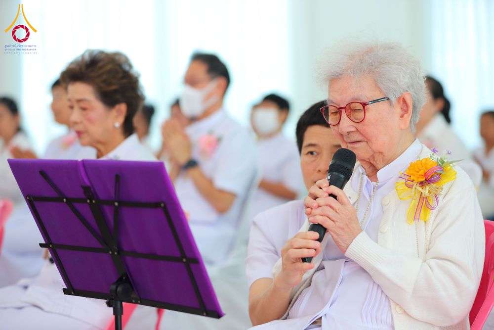 ภาพ No.291178:วันพุธที่ 7 มกราคม พ.ศ. 2569  พิธีบรรจุพระบรมสารีริกธาตุภายในพระเกตุองค์พระประธาน สมโภชพระประธาน พระธรรมกาย พิธีทอดผ้าป่า บุญแสงสว่าง ติดตั้งโซล่าเซล ณ ศูนย์ปฏิบัติธรรมพระมงคลเทพมุนี อ.สองพี่น้อง จ.สุพรรณบุรี