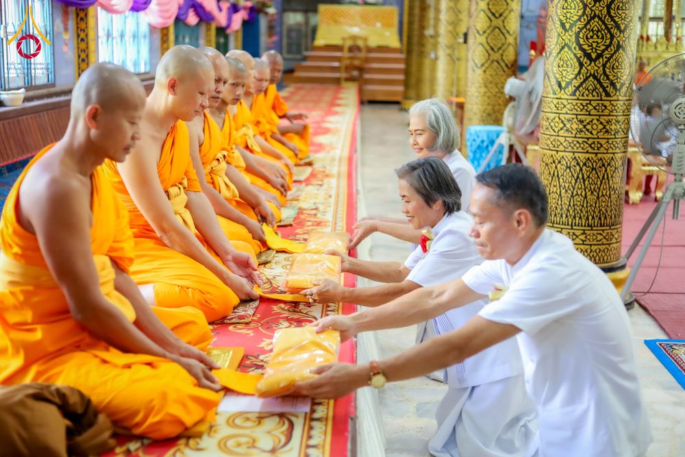 ภาพ No.285429:วันเสาร์ที่ 6 ธันวาคม พ.ศ.2568  พิธีอุปสมบทหมู่ ธรรมทายาท รุ่นบูชาธรรมมหาปูชนียาจารย์ ประจำปี 2568  ณ วัดเกาะแก้วประชานุรักษ์ ต.ชัยนาม อ.วังทอง จ.พิษณุโลก