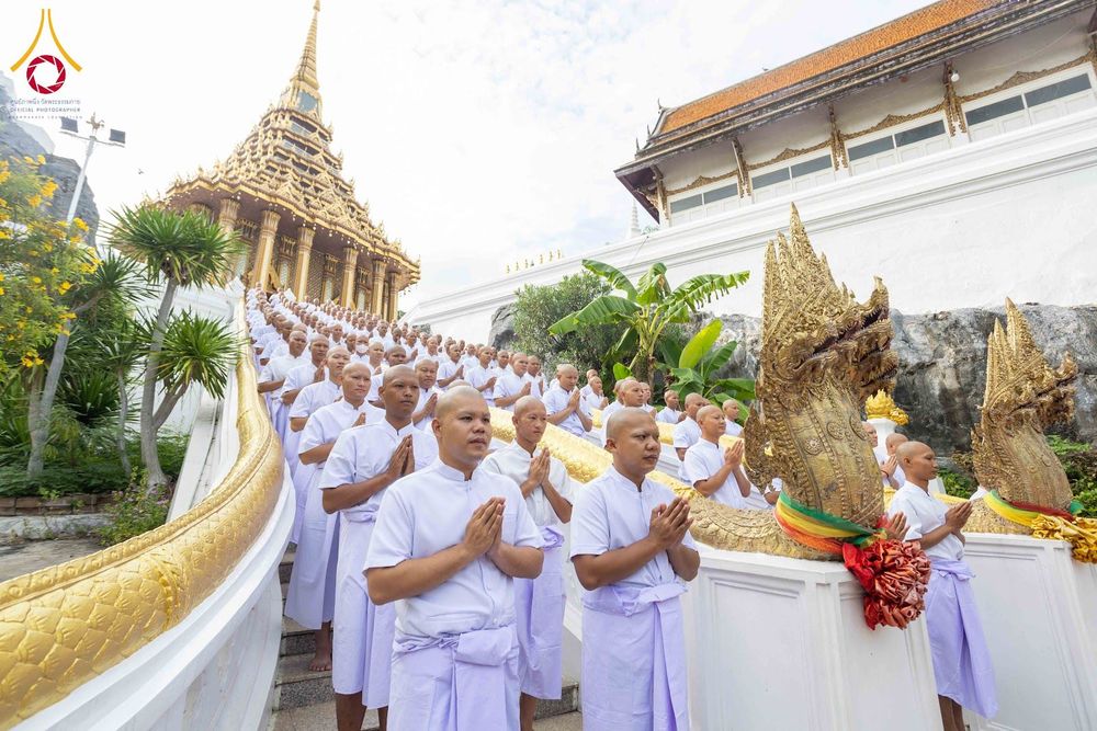ภาพ No.349383:วันอังคารที่ 15 กันยายน พ.ศ.2569  พิธีขอขมา รับบาตร ผ้าไตร และบรรพชา "โครงการบรรพชาและพัฒนาศีลธรรม นักเรียนนายสิบตำรวจรุ่นที่ 16“ ศูนย์ฝึกอบรมตำรวจภูธร ภาค 1 ณ วัดพระพุทธบาท ราชวรมหาวิหาร  จ.สระบุรี