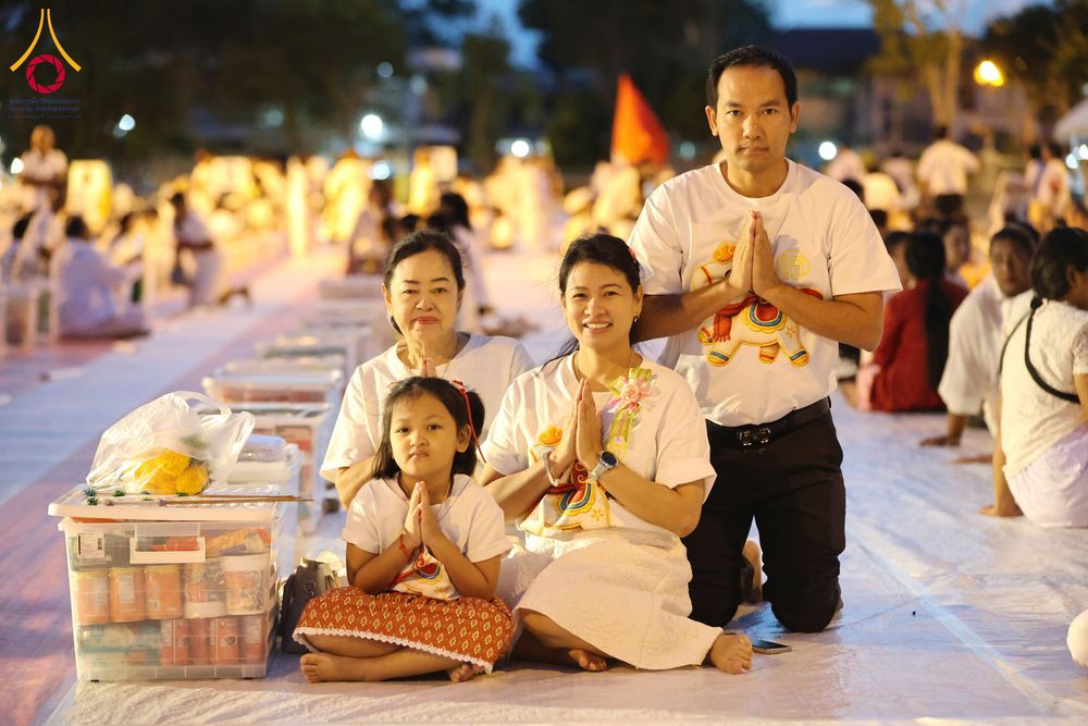 ภาพ No.310266:วันอาทิตย์ที่ 15 กุมภาพันธ์ พ.ศ. 2569 ตักบาตรพระ 1,000 รูป เมืองตรัง ปีที่ 2 ณ ลานพระบรมราชานุสาวรีย์ รัชกาลที่ 5 (หน้าศาลจังหวัดตรัง)อ.เมือง จ.ตรัง