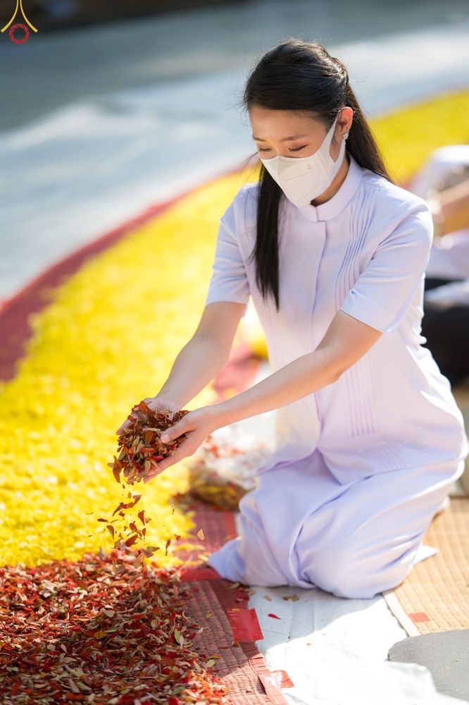 ภาพ No.70808:พิธีต้อนรับพระธรรมยาตรา ในโครงการธรรมยาตรากตัญญูบูชา มหาปูชนียาจารย์ พระมงคลเทพมุนี(สด จนฺทสโร) พระผู้ปราบมาร อนุสรณ์สถาน 7 แห่ง ปีที่ 11 วันที่ 14 มกราคม พ.ศ. 2566 ณ อนุสรณ์สถานลำดับที่ 3 สถานที่เกิดในเพศสมณะ วัดสองพี่น้อง อ.สองพี่น้อง จ.สุพรรณบุรี