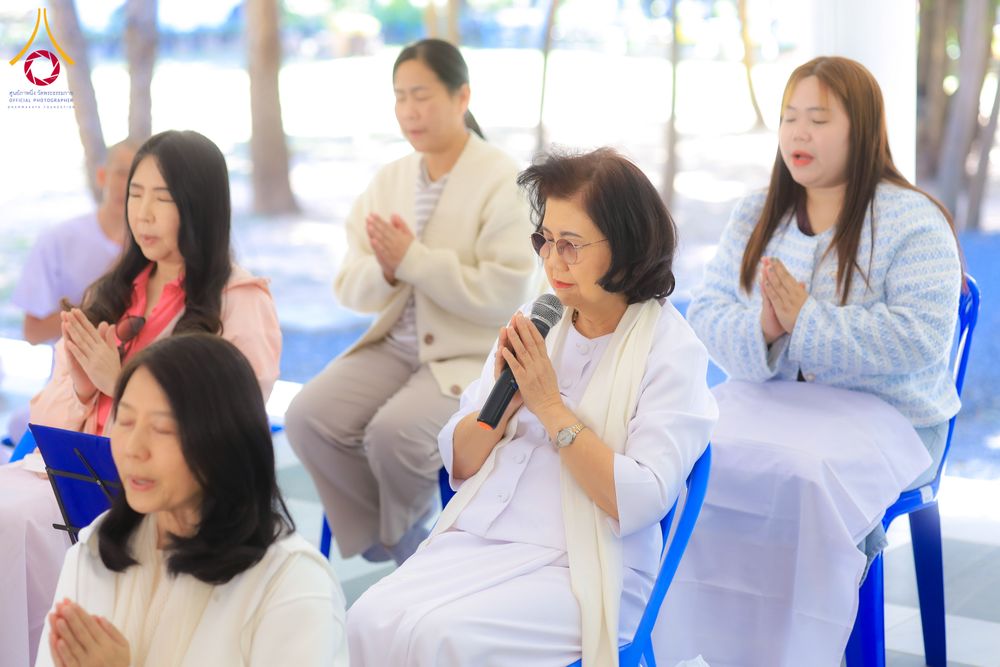 ภาพ No.285645:วันที่ 26-30  พฤศจิกายน พ.ศ. 2568  กิจกรรมสวดมนต์ นั่งสมาธิ ฟังธรรม ของนาคธรรมทายาท ในโครงการบวชบูชาธรรมมหาปูชนียาจารย์  ณ ศูนย์ปฏิบัติธรรมบุรีรัมย์ จ.บุรีรัมย์