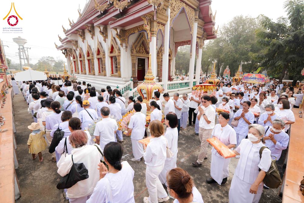 ภาพ No.298926:วันที่ 20 มกราคม พ.ศ. 2569 พิธีทอดผ้าป่าทำนุบำรุงศาสนสถาน ณ วัดใหม่นพรัตน์ ต.เนินพระปรางค์ อ.สองพี่น้อง จ.สุพรรณบุรี ในโครงการธรรมยาตรา กตัญญูบูชา มหาปูชนียาจารย์ พระมงคลเทพมุนี(สด จนฺทสโร) พระผู้ปราบมาร อนุสรณ์สถาน 7 แห่ง ปีที่ 14