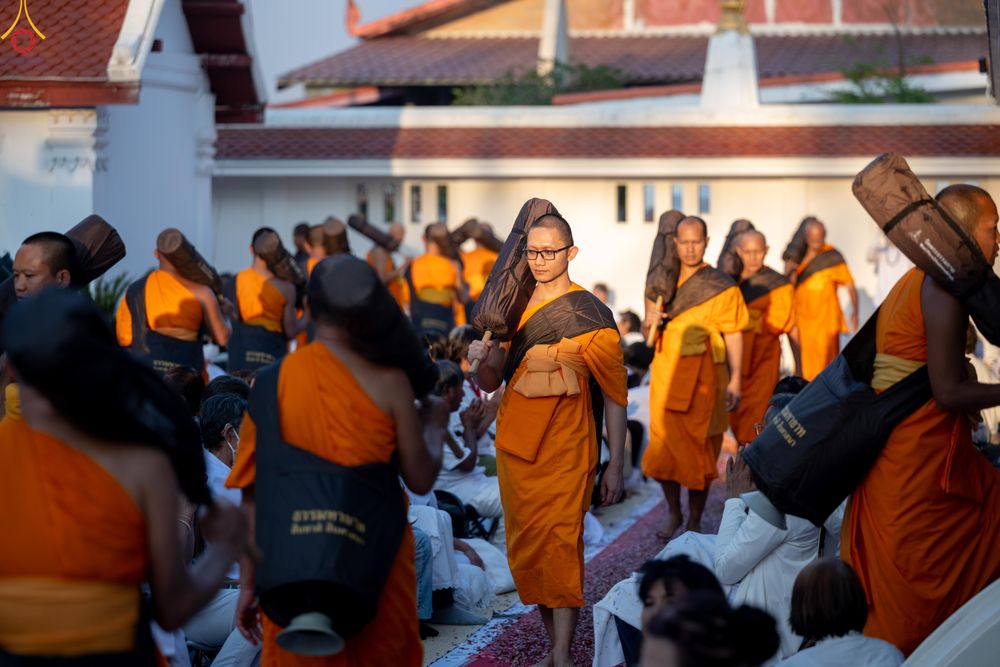 ภาพ No.295402:วันที่ 16 มกราคม พ.ศ. 2569 พิธีต้อนรับพระธรรมยาตรา อนุสรณ์สถานลำดับที่ 4 (ภาพชุดที่ 2) สถานที่เกิดด้วยกายธรรม ณ วัดโบสถ์บน ต.บางคูเวียง จ.นนทบุรี ในโครงการธรรมยาตรา กตัญญูบูชา มหาปูชนียาจารย์ พระมงคลเทพมุนี(สด จนฺทสโร) พระผู้ปราบมาร อนุสรณ์สถาน 7 แห่ง ปี