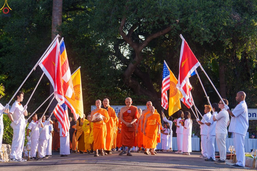 ภาพ No.332684:วันอาทิตย์ที่ 31 พฤษภาคม พ.ศ. 2569 วันวิสาขบูชา ณ วัดพระธรรมกายแคลิฟอร์เนีย  ประเทศสหรัฐอเมริกา