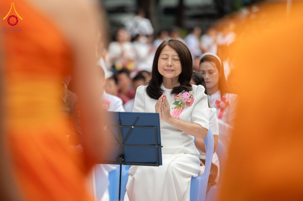 ภาพ No.351434:วันที่ 22 กันยายน พ.ศ. 2569  พิธีตักบาตรสามเณรธรรมทายาท โครงการบรรพชาพัฒนาคุณธรรม จริยธรรม  สำหรับนักเรียนนายสิบตำรวจ (นสต.) รุ่นที่ 16 ศูนย์ฝึกอบรมตำรวจภูธรภาค 1  ณ วัดพระพุทธบาทราชวรมหาวิหาร