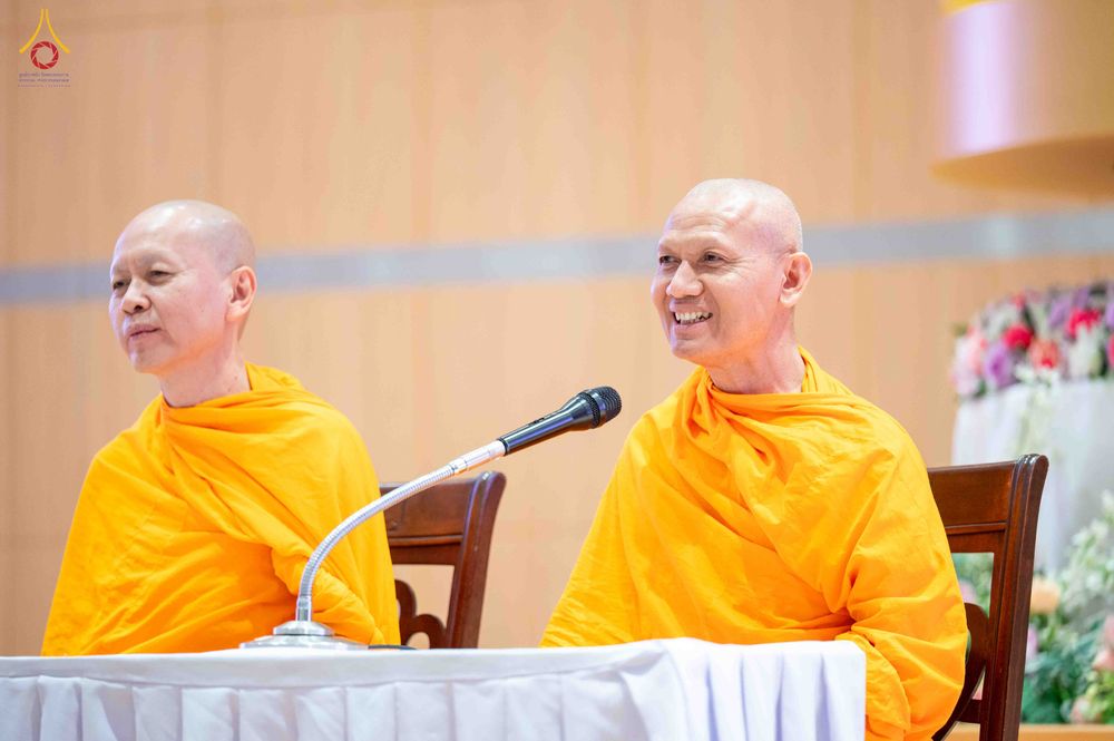 ภาพ No.344420:วันที่ 21-23 สิงหาคม พ.ศ. 2569 สัมมนารวมใจผู้นำบุญ บูชาธรรม 82 ปี หลวงพ่อธัมมชโย รุ่นที่ 1 กฐินสามัคคีทั่วไทย 30,000 วัด โครงการอุปสมบทบูชาธรรมมหาปูชนียาจารย์ 3,000 รูป  ณ ศูนย์ปฏิบัติธรรมเวิล์ดพีช วัลเล่ย์ จ.นครราชสีมา