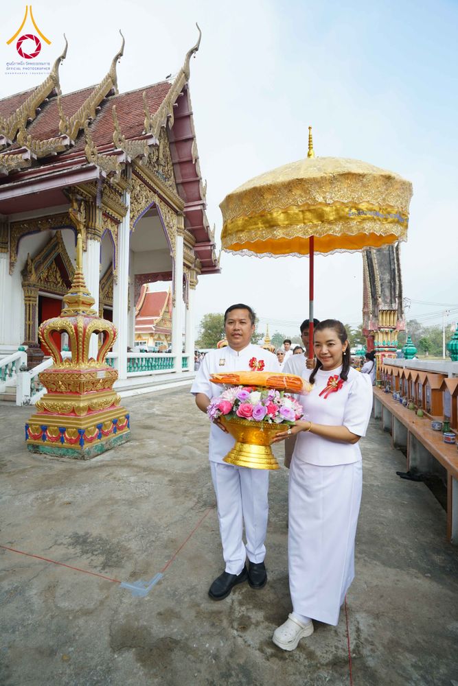 ภาพ No.298959:วันที่ 20 มกราคม พ.ศ. 2569 พิธีทอดผ้าป่าทำนุบำรุงศาสนสถาน ณ วัดใหม่นพรัตน์ ต.เนินพระปรางค์ อ.สองพี่น้อง จ.สุพรรณบุรี ในโครงการธรรมยาตรา กตัญญูบูชา มหาปูชนียาจารย์ พระมงคลเทพมุนี(สด จนฺทสโร) พระผู้ปราบมาร อนุสรณ์สถาน 7 แห่ง ปีที่ 14