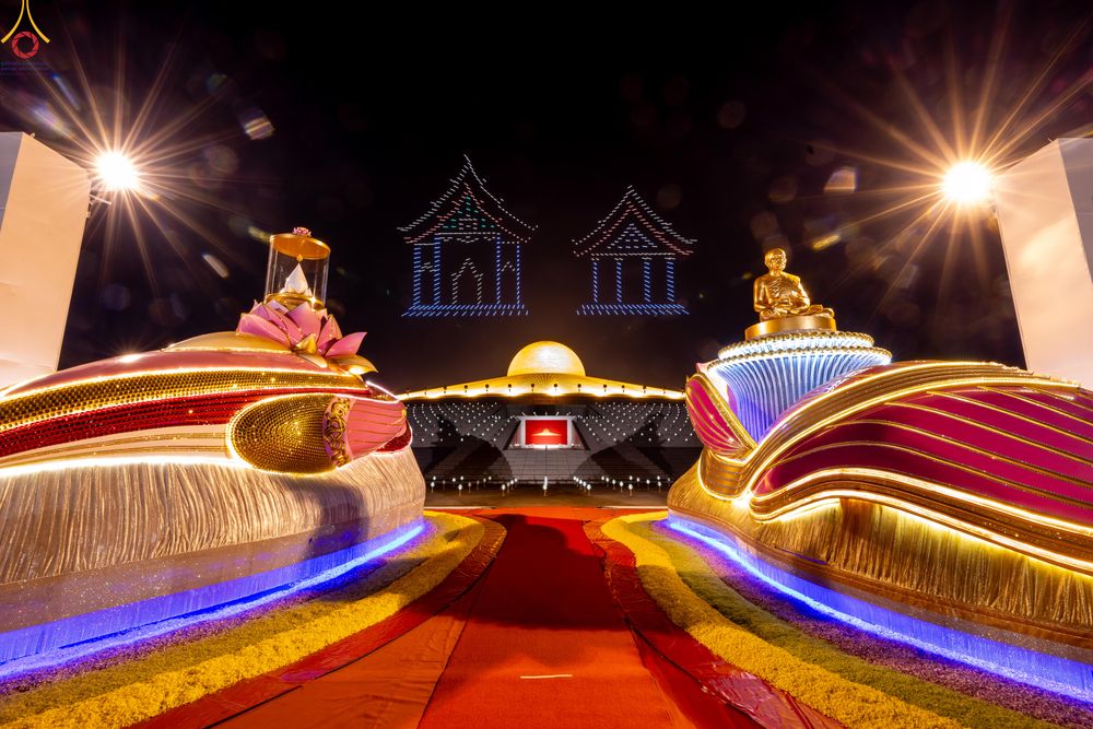 ภาพ No.308114:วันที่ 31 มกราคม พ.ศ. 2569 พิธีจุดประทีปธรรมถวายเป็นพุทธบูชา  และบูชาธรรมมหาปูชนียาจารย์ (ภาพชุดที่ 3) ณ วัดพระธรรมกาย ปทุมธานี ในโครงการธรรมยาตรา กตัญญูบูชา มหาปูชนียาจารย์ พระมงคลเทพมุนี(สด จนฺทสโร) พระผู้ปราบมาร อนุสรณ์สถาน 7 แห่ง ปีที่ 14