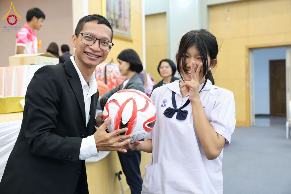 ภาพ No.282342:วันอังคารที่ 23 ธันวาคม พ.ศ.2568 รวมพลังเด็กดีวีสตาร์ 1,200 คน  ณ มหาวิทยาลัยราชภัฏยะลา จังหวัดยะลา