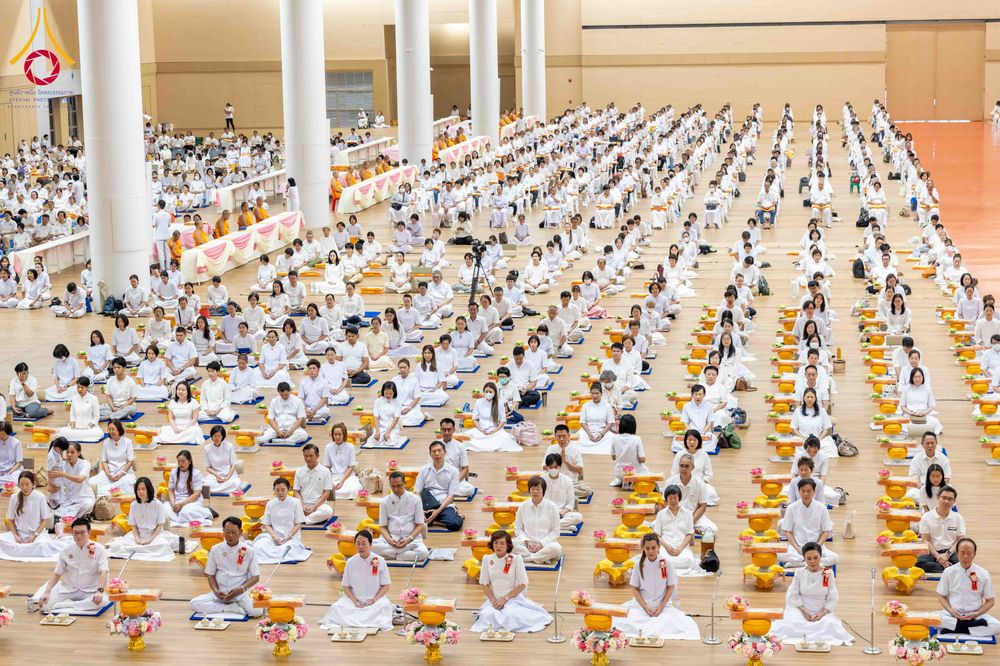 ภาพ No.313645:วันอาทิตย์ที่ 15 มีนาคม พ.ศ. 2569 พิธีร่วมบุญบรรพชาสามเณร 5000 รูป ณ ห้องแก้วสารพัดนึก 2 สภาธรรมกายสากล วัดพระธรรมกาย