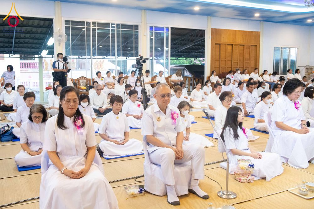 ภาพ No.295846:วันที่ 17 มกราคม พ.ศ. 2569 พิธีถวายภัตตาหารเป็นสังฆทาน แด่พระธรรมยาตรา ณ วัดโบสถ์บน ต.บางคูเวียง จ.นนทบุรี อนุสรณ์สถานลำดับที่ 4 สถานที่เกิดด้วยกายธรรม ในโครงการธรรมยาตรา กตัญญูบูชา มหาปูชนียาจารย์ พระมงคลเทพมุนี(สด จนฺทสโร) พระผู้ปราบมาร อนุสรณ์สถาน 7 แ