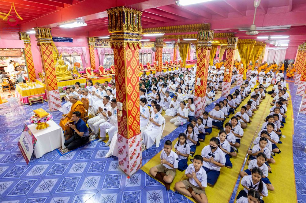 ภาพ No.303763:วันที่ 27 มกราคม พ.ศ. 2569 พิธีทอดผ้าป่าทำนุบำรุงศาสนสถาน ณ วัดตะเคียน อ.บางกรวย จ.นนทบุรี ในโครงการธรรมยาตรา กตัญญูบูชา มหาปูชนียาจารย์ พระมงคลเทพมุนี(สด จนฺทสโร) พระผู้ปราบมาร อนุสรณ์สถาน 7 แห่ง ปีที่ 14