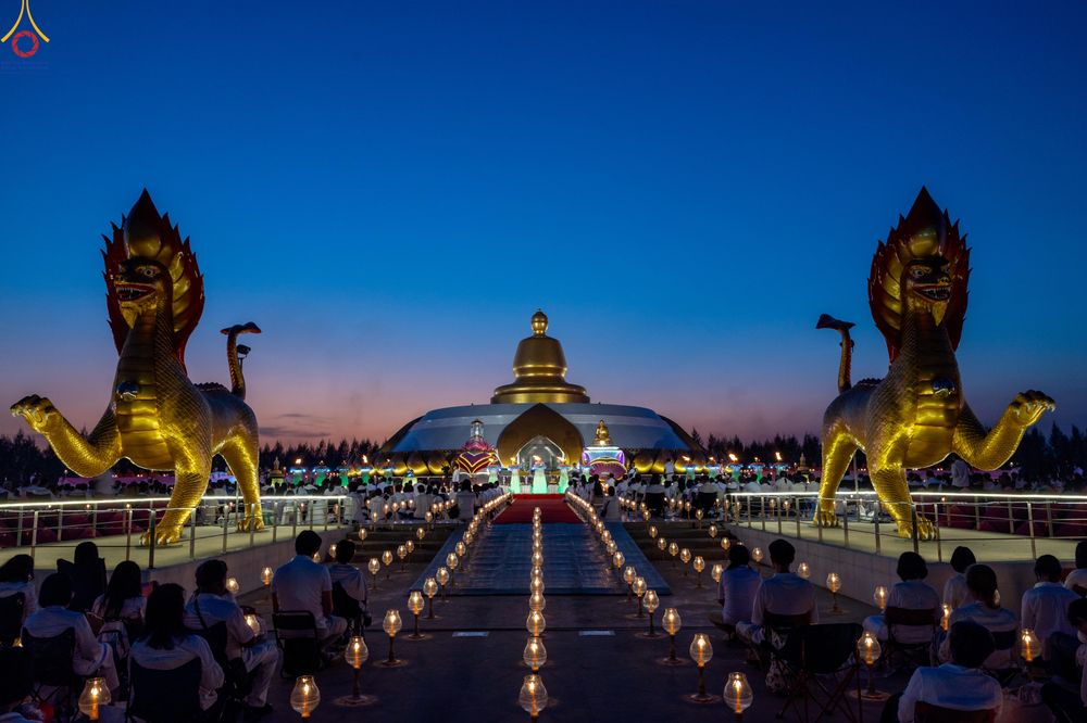 ภาพ No.302295:วันที่ 23 มกราคม พ.ศ. 2569 พิธีจุดประทีปธรรมถวายเป็นพุทธบูชา (ภาพชุดที่ 2) และบูชาธรรมมหาปูชนียาจารย์  ณ อนุสรณ์สถานลำดับที่ 5 สถานที่เผยแผ่วิชชาธรรมกายครั้งแรก อนุสรณ์สถานบางปลา วัดบางปลา อำเภอบางเลน จังหวัดนครปฐม ในโครงการธรรมยาตรา กตัญญูบูชา มหาปูชนีย