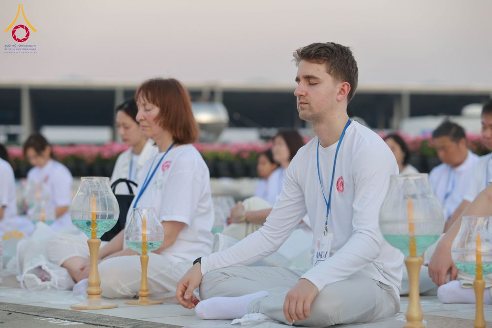 ภาพ No.312128:วันอังคารที่ 3 มีนาคม พ.ศ.2569 พิธีเวียนประทักษิณและจุดมาฆประทีป ณ ลานธรรมพระมหาธรรมกายเจดีย์ วัดพระธรรมกาย