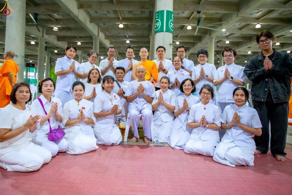ภาพ No.333573:วันอาทิตย์ที่ 7 มิถุนายน พ.ศ.2569 พิธีตัดปอยผมและปลงผมนาคธรรมทายาท โครงการบรรพชาและอุปสมบทหมู่ธรรมทายาท รุ่นผู้บริหาร รุ่นที่ 16 ณ วิหารคด 11 วัดพระธรรมกาย