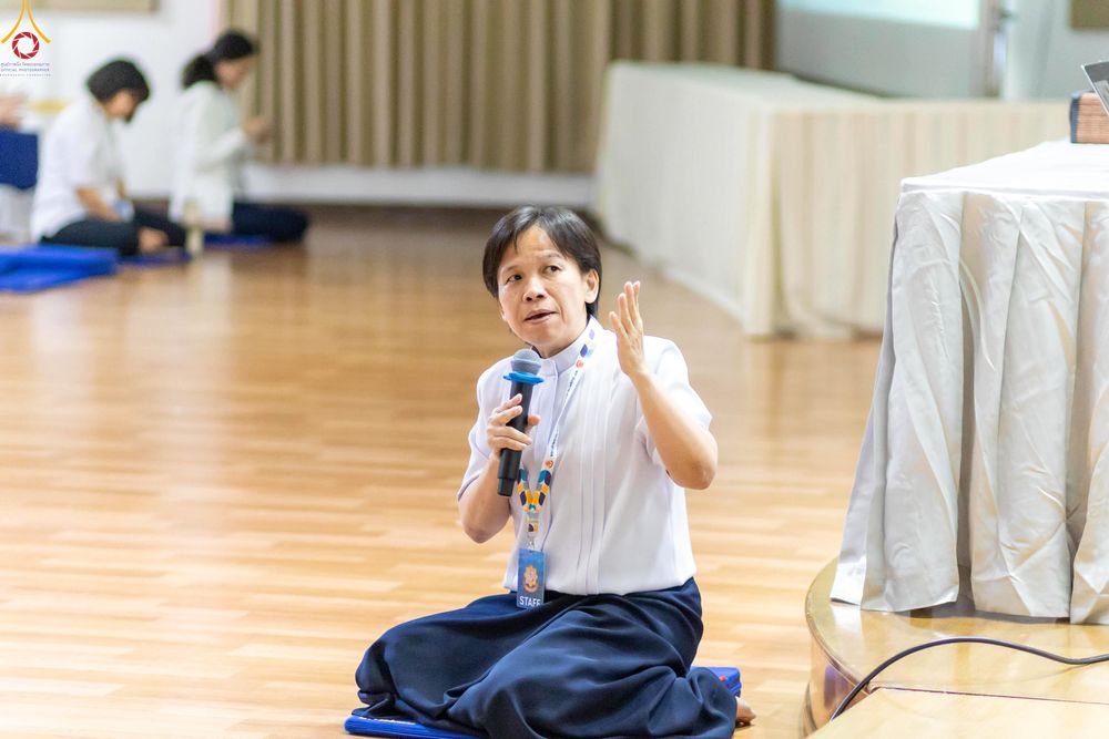 ภาพ No.319996:วันที่ 6 เมษายน พ.ศ.2569 ทีมจัดภัตตาหารประชุมเตรียมงานถวายมหาสังฆทาน 40,000 กว่าวัดทั่วประเทศ บูชาธรรม 82 ปี หลวงพ่อธัมมชโย