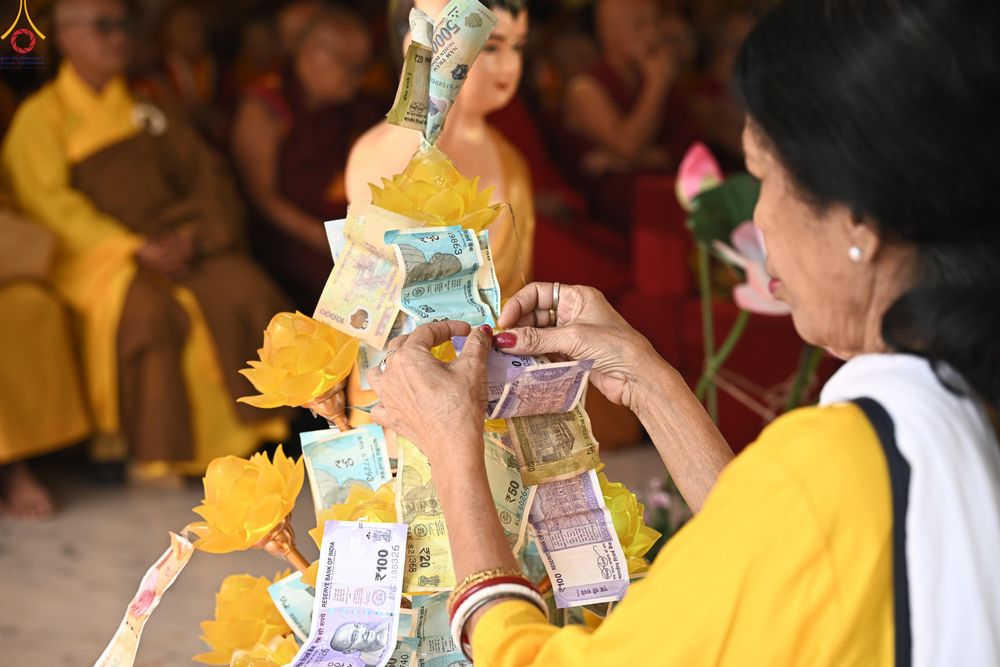 ภาพ No.284069:วันที่ 5 พฤศจิกายน พุทธศักราช 2568 กฐินสมทบวัดต่างประเทศ โดยคณะศิษยานุศิษย์ บูชาธรรม 81 ปี หลวงพ่อธัมมชโย ณ วัดพุทธนานาชาติเพื่อสวัสดิการสากล (Buddha International Welfare Mission)  เมืองพุทธคยา ประเทศอินเดีย