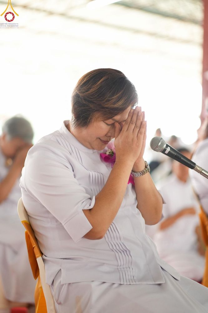 ภาพ No.172527:พิธีทอดกฐินเพื่อสร้าง "ลานเอนกประสงค์พญานาค 4 ตระกูล" วันที่ 15 พฤศจิกายน พ.ศ.2567 ณ พุทธอุทยานนานาชาติ อ.โพนพิสัย จ.หนองคาย