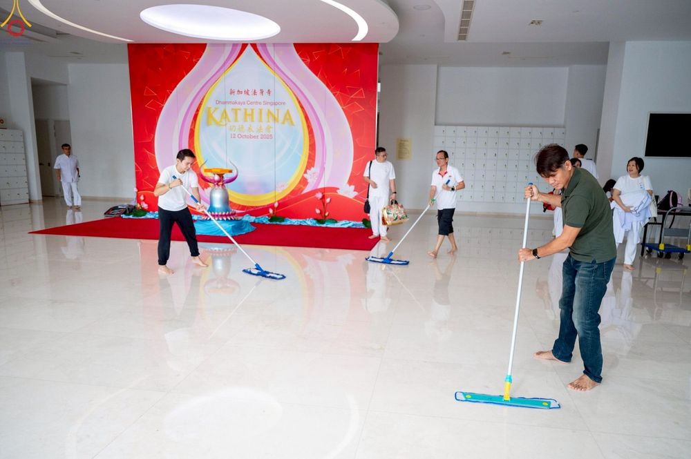 ภาพ No.254301:วันที่ 12 ตุลาคม พ.ศ. 2568 พิธีทอดกฐินสามัคคีวัดพระธรรมกายสิงคโปร์  新加坡法身寺功德衣法会 Dhammakaya Centre Singapore Kathina Ceremony  