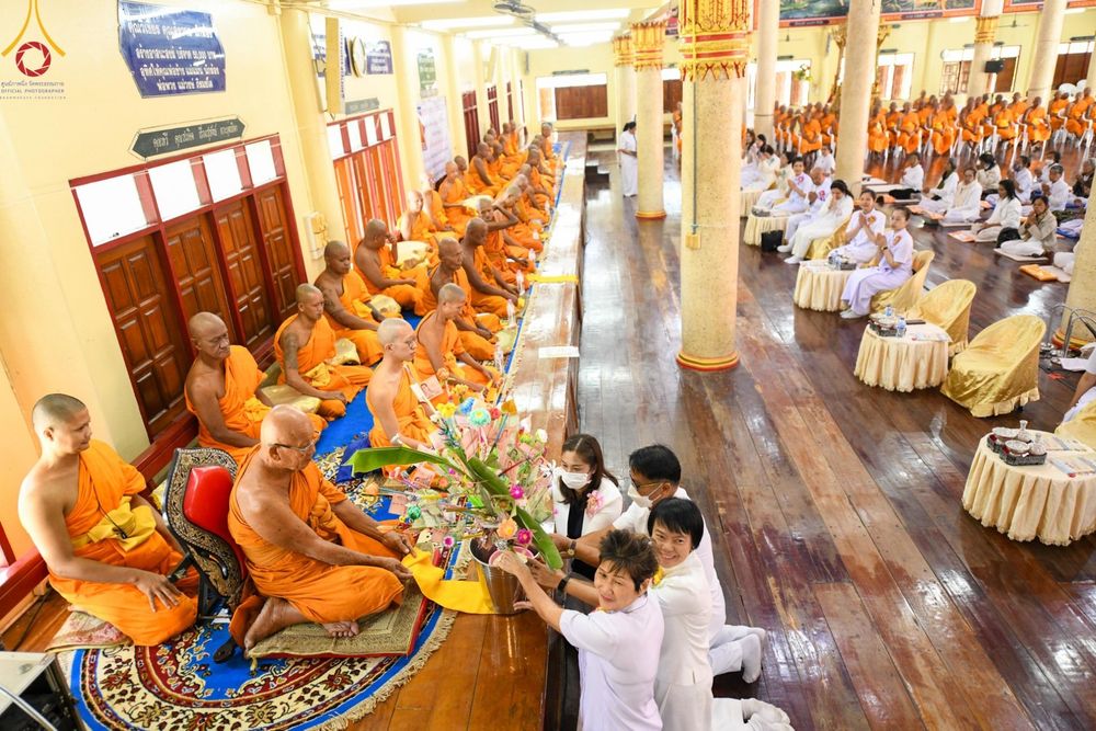 ภาพ No.195804:พิธีทอดผ้าป่าทำนุบำรุงศาสนสถาน ณ วัดตรีพาราสีมาเขต ต.สามเมือง อ.ลาดบัวหลวง จ.พระนครศรีอยุธยา ในโครงการธรรมยาตรา กตัญญูบูชา มหาปูชนียาจารย์ พระมงคลเทพมุนี(สด จนฺทสโร) พระผู้ปราบมาร อนุสรณ์สถาน 7 แห่ง ปีที่ 13 วันที่ 13 มกราคม พ.ศ. 2568