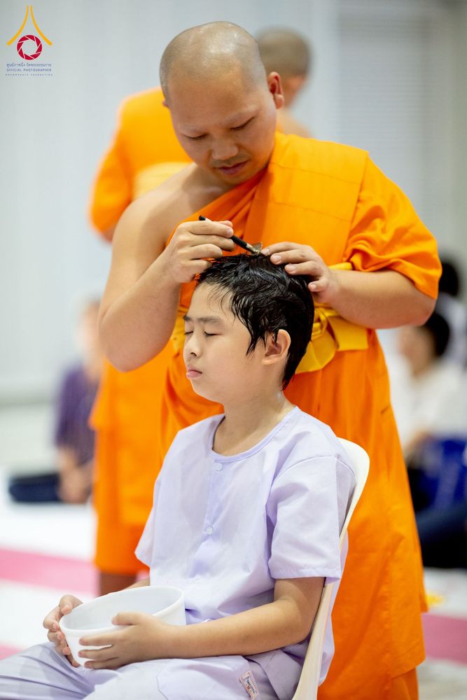 ภาพ No.213582:วันเสาร์ที่ 29 มีนาคม พ.ศ. 2568 พิธีปลงผม โครงการสามเณรยุวธรรมทายาท รุ่นที่ 33 โครงการสามเณรมัชฌิมธรรมทายาท รุ่นที่ 29 ณ ห้องปฏิบัติธรรมวิหารคด คอร์ 13 วัดพระธรรมกาย