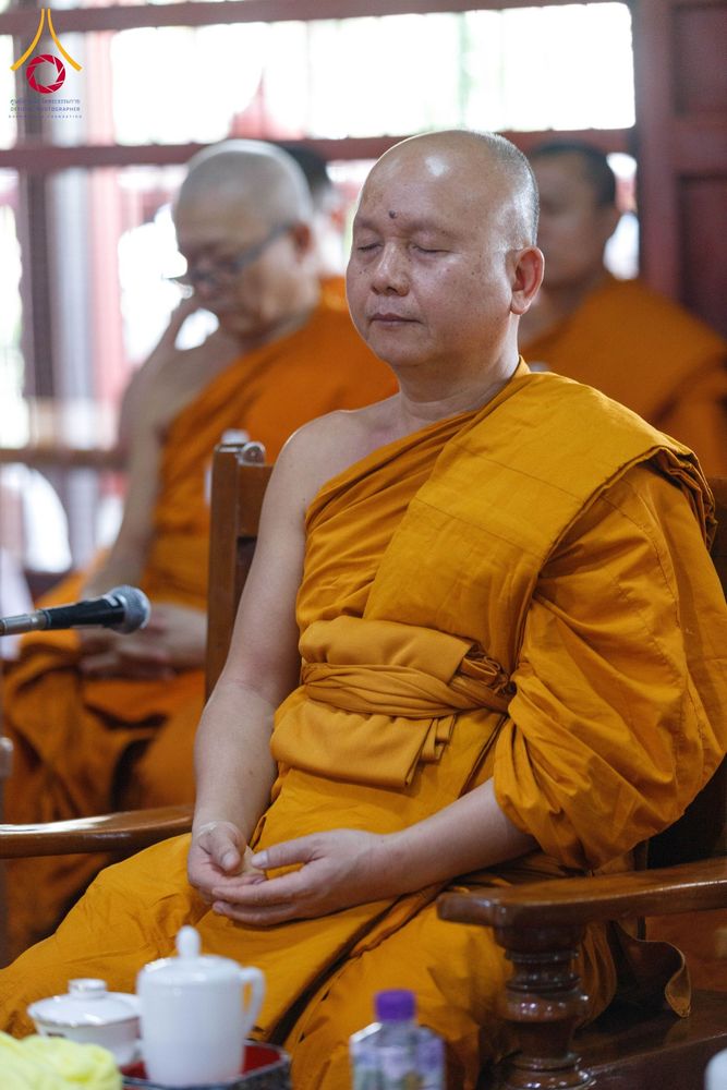ภาพ No.202189:พิธีเจริญพระพุทธมนต์ ปฏิบัติธรรม มอบทุนการศึกษา ถวายสังฆทาน 108 วัด เพื่อถวายเป็นพุทธบูชา และขับเคลื่อนโครงการหมู่บ้านรักษาศีล 5 โดยคณะสงฆ์จังหวัดนครปฐม คณะศิษยานุศิษย์วัดพระธรรมกาย โครงการธรรมยาตรา ปีที่ 13 ณ วัดบางปลา อำเภอบางเลน จังหวัดนครปฐม
