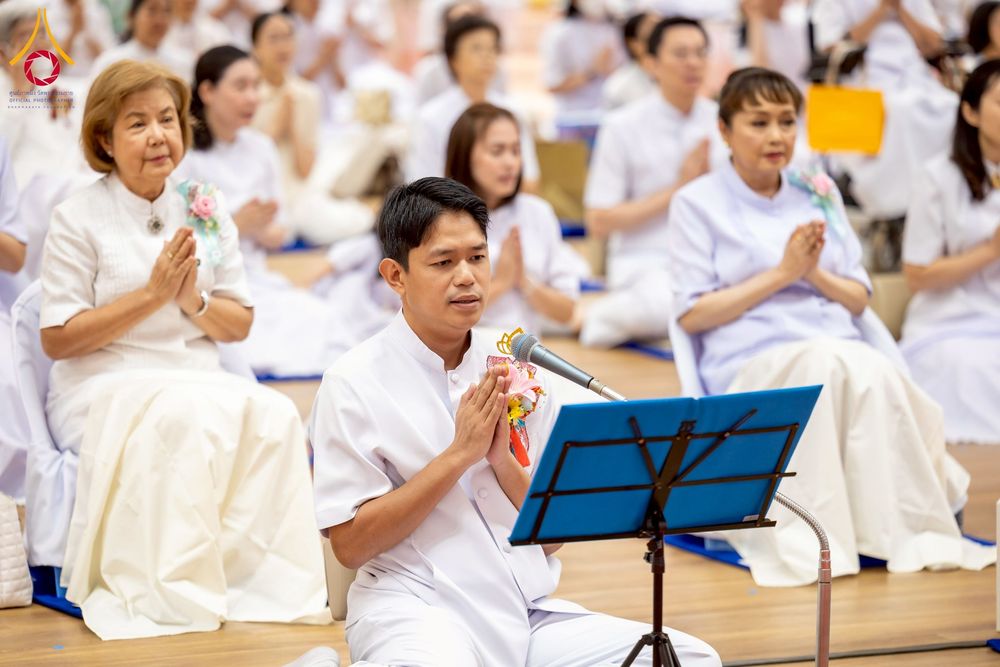 ภาพ No.272914:วันอาทิตย์ที่ 23 พฤศจิกายน พ.ศ.2568 พิธีมุทิตาสักการะ พระมหาเถระและพระเถระ ประจำปีพุทธศักราช 2568 ณ ห้องแก้วสารพัดนึก 2 สภาธรรมกายสากล  วัดพระธรรมกาย