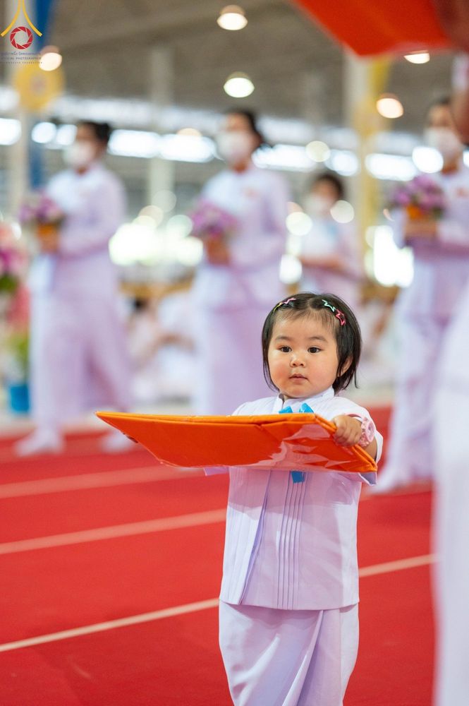 ภาพ No.99832:พิธีทอดผ้าป่า ต้นสมบัติจักรพรรดิ ในวันอาทิตย์ที่ 3 ธันวาคม พ.ศ. 2566 ณ สภาธรรมกายสากล วัดพระธรรมกาย จ.ปทุมธานี