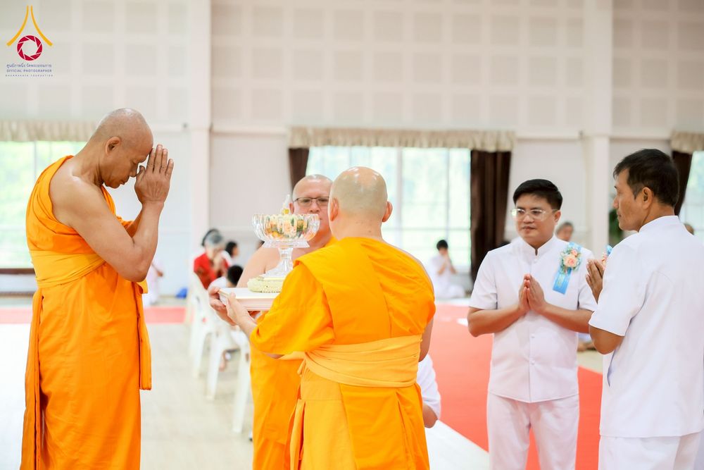 ภาพ No.254781:วันที่ 15 ตุลาคม พ.ศ. 2568 พิธีบรรจุพระบรมสารีริกธาตุภายในพระเกตุองค์พระประธาน สมโภชพระประธาน พระธรรมกาย ณ ศูนยอบรมเยาวชนกาญจนบุรี