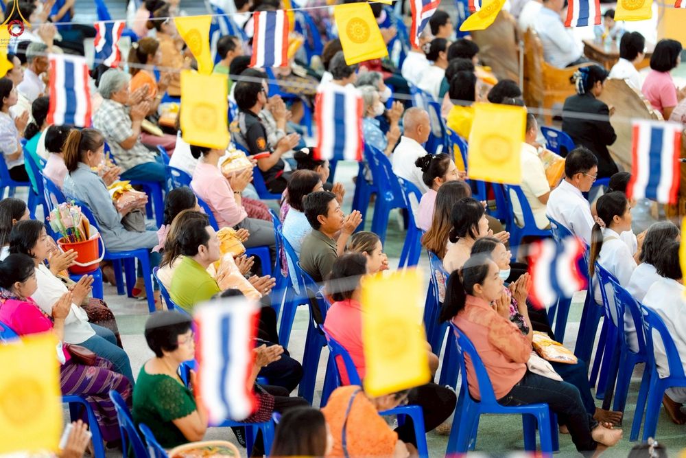 ภาพ No.250776:วันพุธที่ 8 ตุลาคม พ.ศ. 2568 พิธีทอดกฐินสามัคคีทั่วไทย 30,000 วัด โดยคณะศิษยานุศิษย์ บูชาธรรม 81 ปี หลวงพ่อธัมมชโย ณ วัดหนองโพธิ์ อ.กำแพงแสน จ.นครปฐม