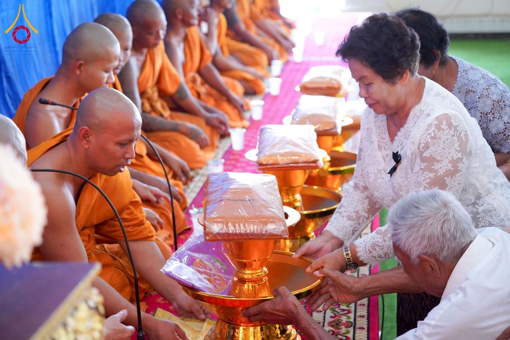 ภาพ No.275589:วันที่ 5 พฤศจิกายน พ.ศ. 2568 พิธีทอดกฐินสามัคคีทั่วไทย ณ วัดวังมะนาว อ.ปากท่อ จ.ราชบุรี โดยคณะศิษยานุศิษย์ บูชาธรรม 81 ปี หลวงพ่อธัมมชโย