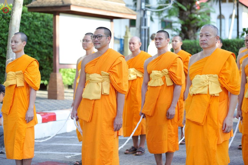 ภาพ No.248704:วันที่ 20 กันยายน พ.ศ. 2568 พิธีอัญเชิญรูปหล่อหลวงปู่วัดปากน้ำ ภาษีเจริญ จากวัดมงคลนิมิตร พระอารามหลวง เพื่อประดิษฐาน ณ วิหารพระมงคลเทพมุนี (สด จนฺทสโร)  ศูนย์ปฏิบัติธรรมภูเก็ต จ.ภูเก็ต