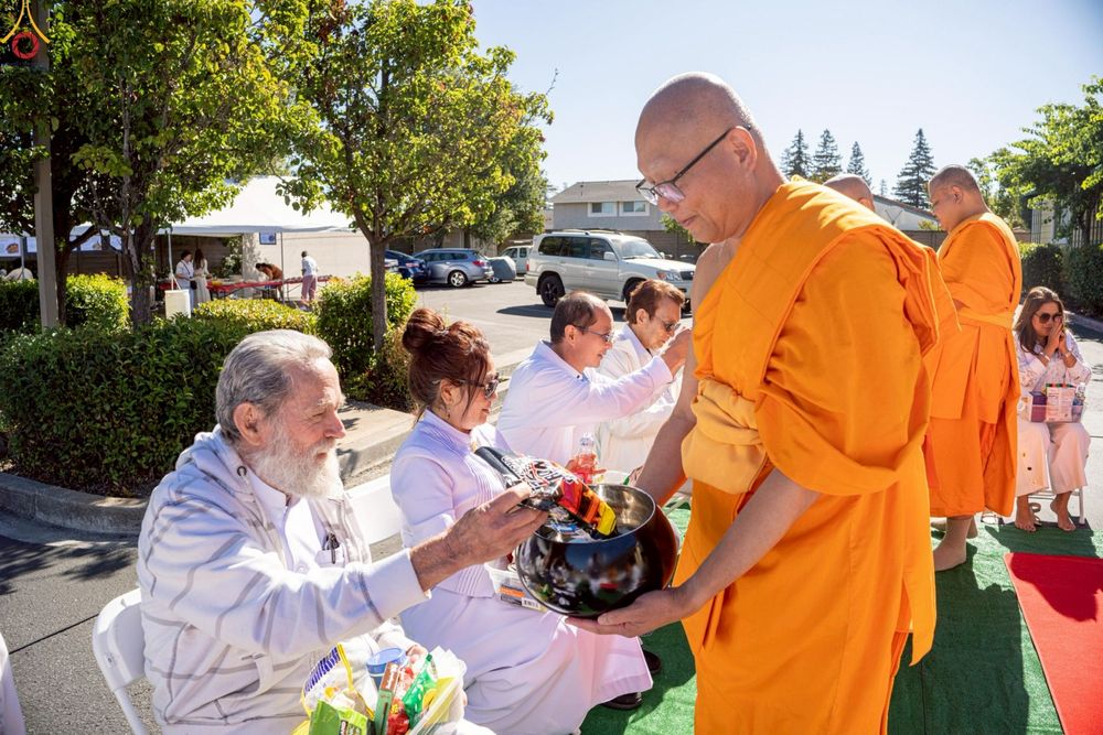 ภาพ No.255620:วันที่ 12 ตุลาคม พ.ศ. 2568 พิธีทอดกฐินสามัคคี  ณ วัดพระธรรมกายซิลิคอนวัลเลย์  สหรัฐอเมริกา 