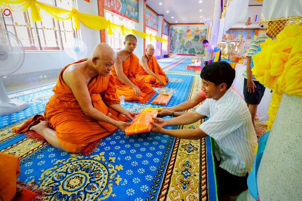 ภาพ No.265760:วันที่ 12 ตุลาคม พ.ศ. 2568 พิธีทอดกฐินสามัคคีทั่วไทย ณ วัดหลังถ้ำ ต.ท่าตูม อ.ศรีมหาโพธิ จ.ปราจีนบุรี โดยคณะศิษยานุศิษย์ บูชาธรรม 81 ปี หลวงพ่อธัมมชโย