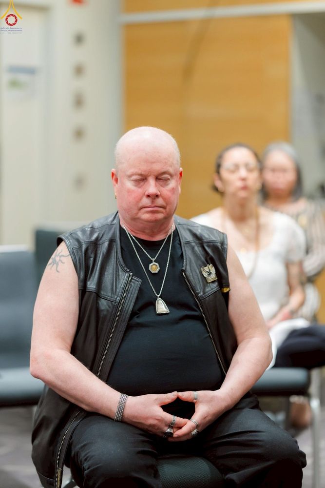 ภาพ No.229341:วันที่ 15 มิถุนายน พ.ศ. 2568 Meditation wisdom talks 2025 โดย พระอาจารย์ไมเคิล วีรธมฺโม และ พระอาจารย์นิค สนฺตจิตฺโต โดยมีผู้เข้าร่วมโครงการ เป็นชาวสวีเดนและชาวยุโรป จำนวน 30 ท่าน  ณ โรงแรม Radissonblu waterfront กรุงสตอกโฮล์ม ประเทศสวีเดน