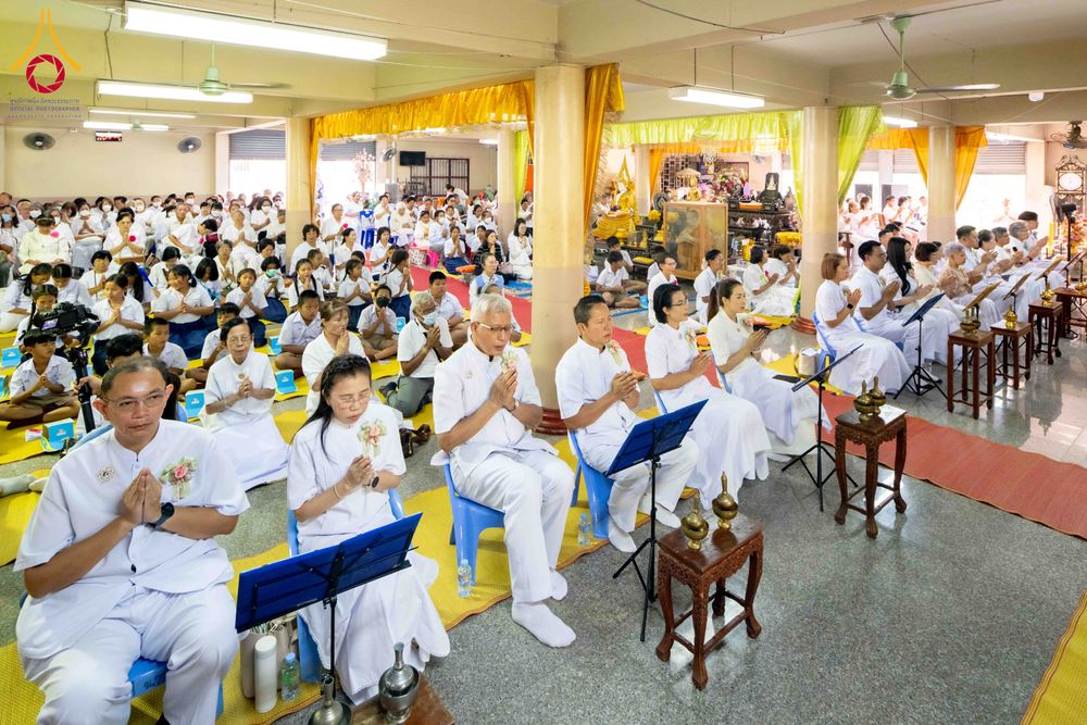 ภาพ No.304322:วันที่ 27 มกราคม พ.ศ. 2569 พิธีทอดผ้าป่าทำนุบำรุงศาสนสถาน ณ วัดไทยเจริญ อ.บางกรวย จ.นนทบุรี ในโครงการธรรมยาตรา กตัญญูบูชา มหาปูชนียาจารย์ พระมงคลเทพมุนี(สด จนฺทสโร) พระผู้ปราบมาร อนุสรณ์สถาน 7 แห่ง ปีที่ 14