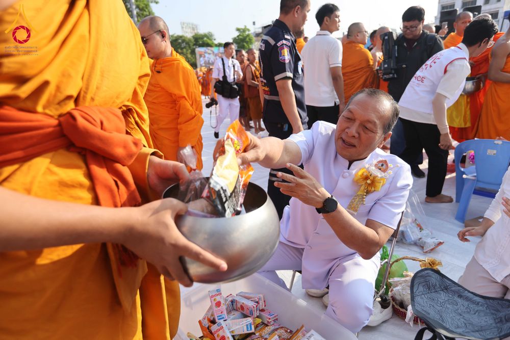 ภาพ No.312904:วันอาทิตย์ที่ 8 มีนาคม พ.ศ.2569 ทำบุญเมืองนครราชสีมา 558 ปี ตักบาตรพระ 10,000 รูป (ภาพชุดที่ 2)