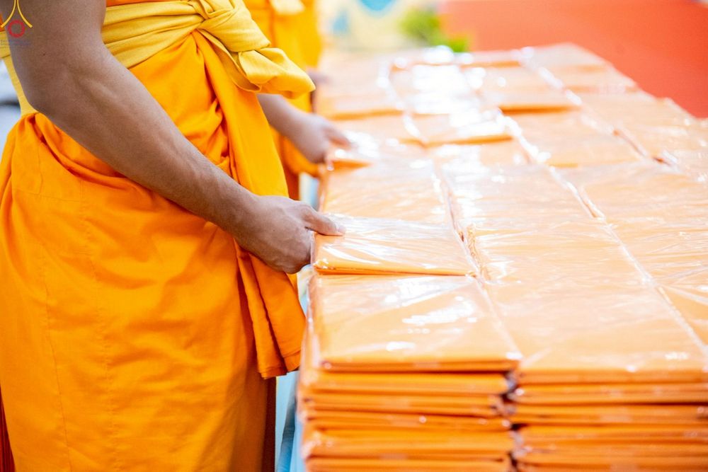 ภาพ No.251757:วันที่ 10 ตุลาคม พ.ศ. 2568 พิธีทอดผ้าป่าสมทบกฐินวัดพระธรรมกาย และสมทบกฐิน 30,000 กว่าวัดทั่วประเทศ ครั้งที่ 3 ณ สภาธรรมกายสากล วัดพระธรรมกาย