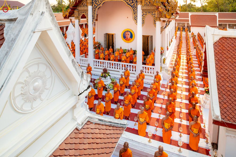 ภาพ No.296845:วันที่ 17 มกราคม พ.ศ. 2569 พิธีจุดประทีปถวายเป็นพุทธบูชา และบูชาธรรมมหาปูชนียาจารย์  ณ วัดโบสถ์บน ต.บางคูเวียง จ.นนทบุรี อนุสรณ์สถานลำดับที่ 4 สถานที่เกิดด้วยกายธรรม ในโครงการธรรมยาตรา กตัญญูบูชา มหาปูชนียาจารย์ พระมงคลเทพมุนี(สด จนฺทสโร) พระผู้ปราบมาร อ