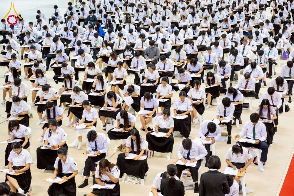 ภาพ No.273328:วันที่ 23 พฤศจิกายน พ.ศ. 2568 การสอบตอบปัญหาธรรมะ ทางก้าวหน้า "ระดับอุดมศึกษา" ณ ห้องแก้วสารพัดนึก 1 สภาธรรมกายสากล วัดพระธรรมกาย จ.ปทุมธานี