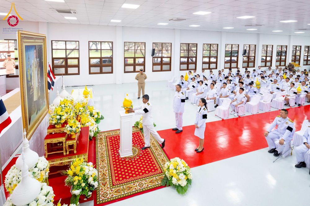 ภาพ No.276046:วันที่ 5 ธันวาคม พ.ศ. 2568 พสกนิกรอำเภอคลองหลวง พร้อมใจบำเพ็ญกุศลอุทิศถวาย “ในหลวงรัชกาลที่ 9” น้อมรำลึกในพระมหากรุณาธิคุณ เนื่องในวันคล้ายวันพระบรมราชสมภพ วันชาติ และวันพ่อแห่งชาติ ณ อาคารปลูกศรัทธา 2 วัดพระธรรมกาย อำเภอคลองหลวง จังหวัดปทุมธานี