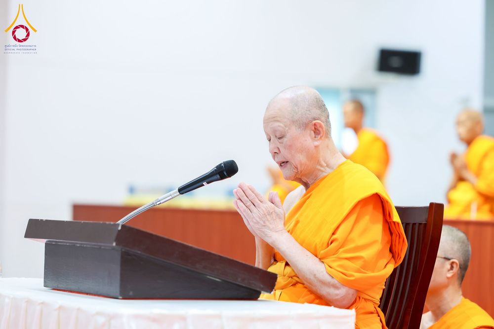 ภาพ No.254827:วันที่ 15 ตุลาคม พ.ศ. 2568 พิธีบรรจุพระบรมสารีริกธาตุภายในพระเกตุองค์พระประธาน สมโภชพระประธาน พระธรรมกาย ณ ศูนยอบรมเยาวชนกาญจนบุรี