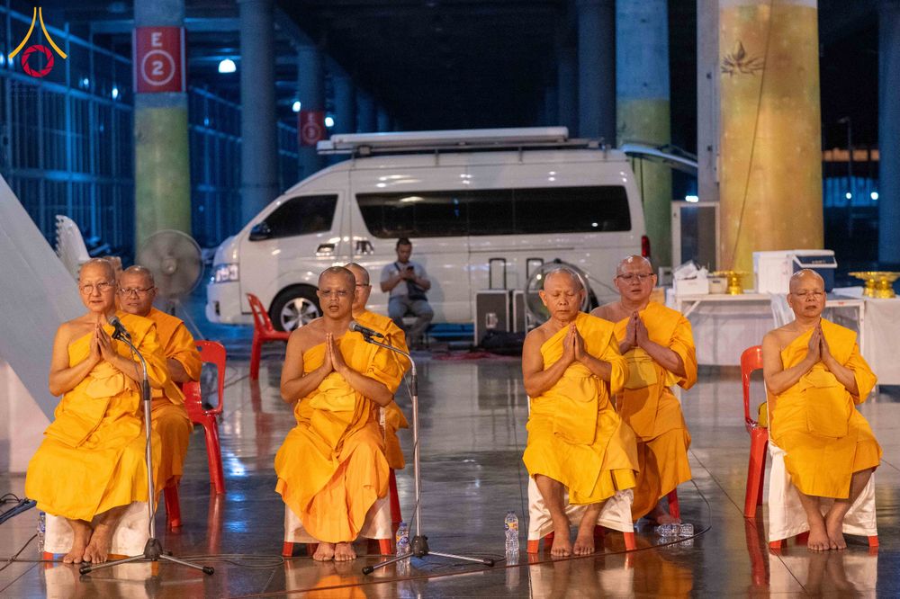 ภาพ No.298355:วันจันทร์ที่ 19 มกราคม พ.ศ. 2569 พิธีฉลองชัยชิตังเม สวดธัมมจักกัปวัตนสูตร เนื่องในวันคล้ายวันเกิด 117 ปี คุณยายอาจารย์มหารัตนอุบาสิกาจันทร์ ขนนกยูง ครบ 8,051,919,117 จบ  ณ วัดพระธรรมกาย จังหวัดปทุมธานี