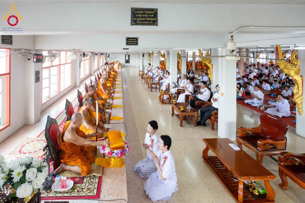 ภาพ No.300396:วันที่ 22 มกราคม พ.ศ. 2569 พิธีทอดผ้าป่าทำนุบำรุงศาสนสถาน ณ วัดรางกำหยาด ต.บางภาษี อ.บางเลน จ.นครปฐม ในโครงการธรรมยาตรา กตัญญูบูชา มหาปูชนียาจารย์ พระมงคลเทพมุนี(สด จนฺทสโร) พระผู้ปราบมาร อนุสรณ์สถาน 7 แห่ง ปีที่ 14